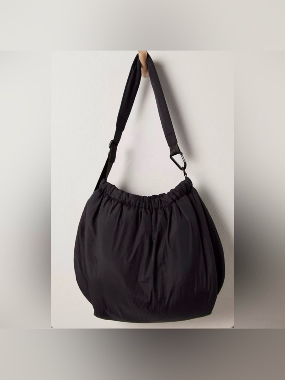 Free People Movement Rest Day Carryall Bag, Black, NWT - Picture 2 of 6